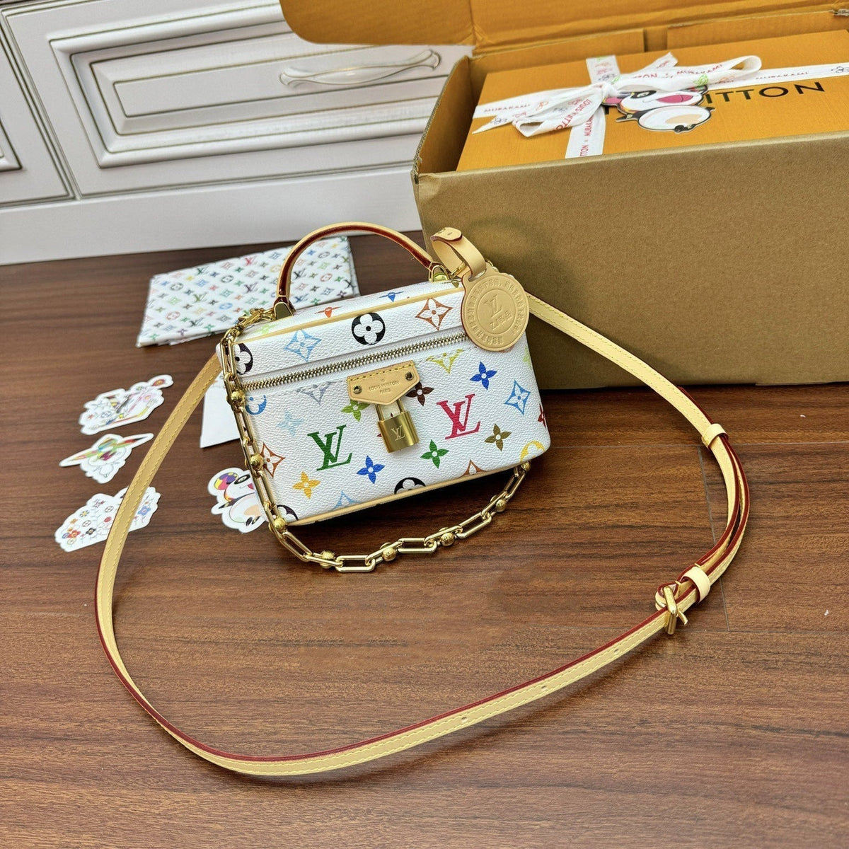 LV Vanity Case 19cm White Multicolore Monogram Canvas 331374