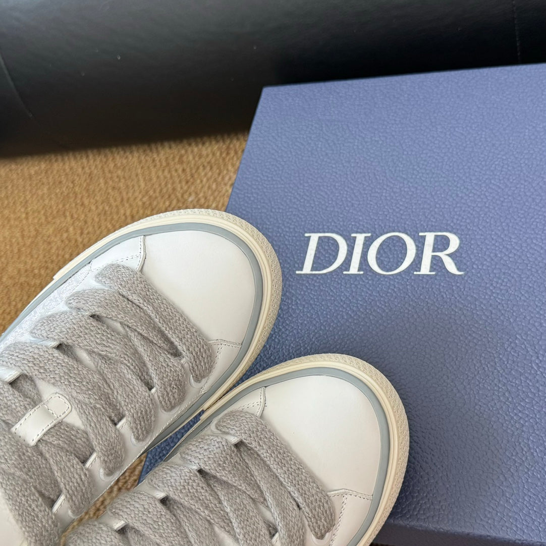 CD B33 Sneaker White Oblique Jacquard Fabric And Lambskin