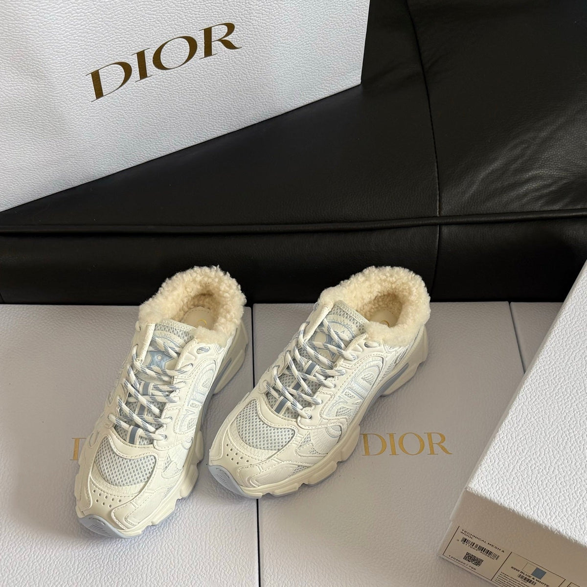 Dior 25 Chrono Sneakers Cream Blue Mesh Calfskin 531391