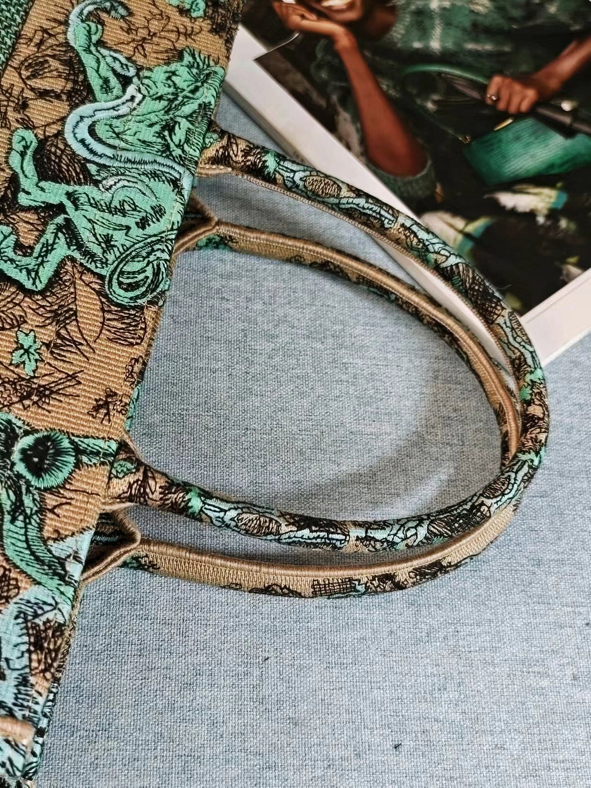 medium dioriviera book tote 36 tiffany blue tiger embroidery canvas