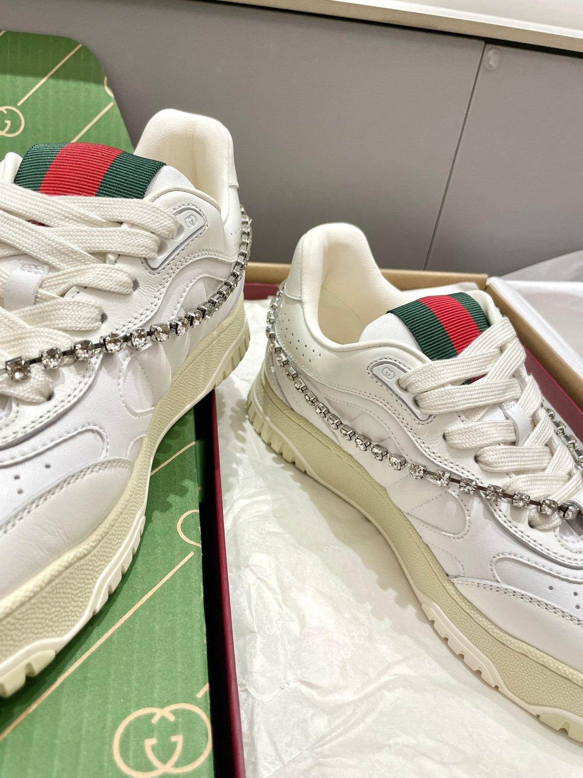 GG 26 Sneaker White Cowhide Chain With Rhinestones 632873