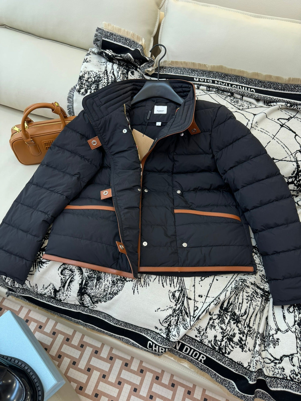Burberry 25 Jacket Black Down Nylon
