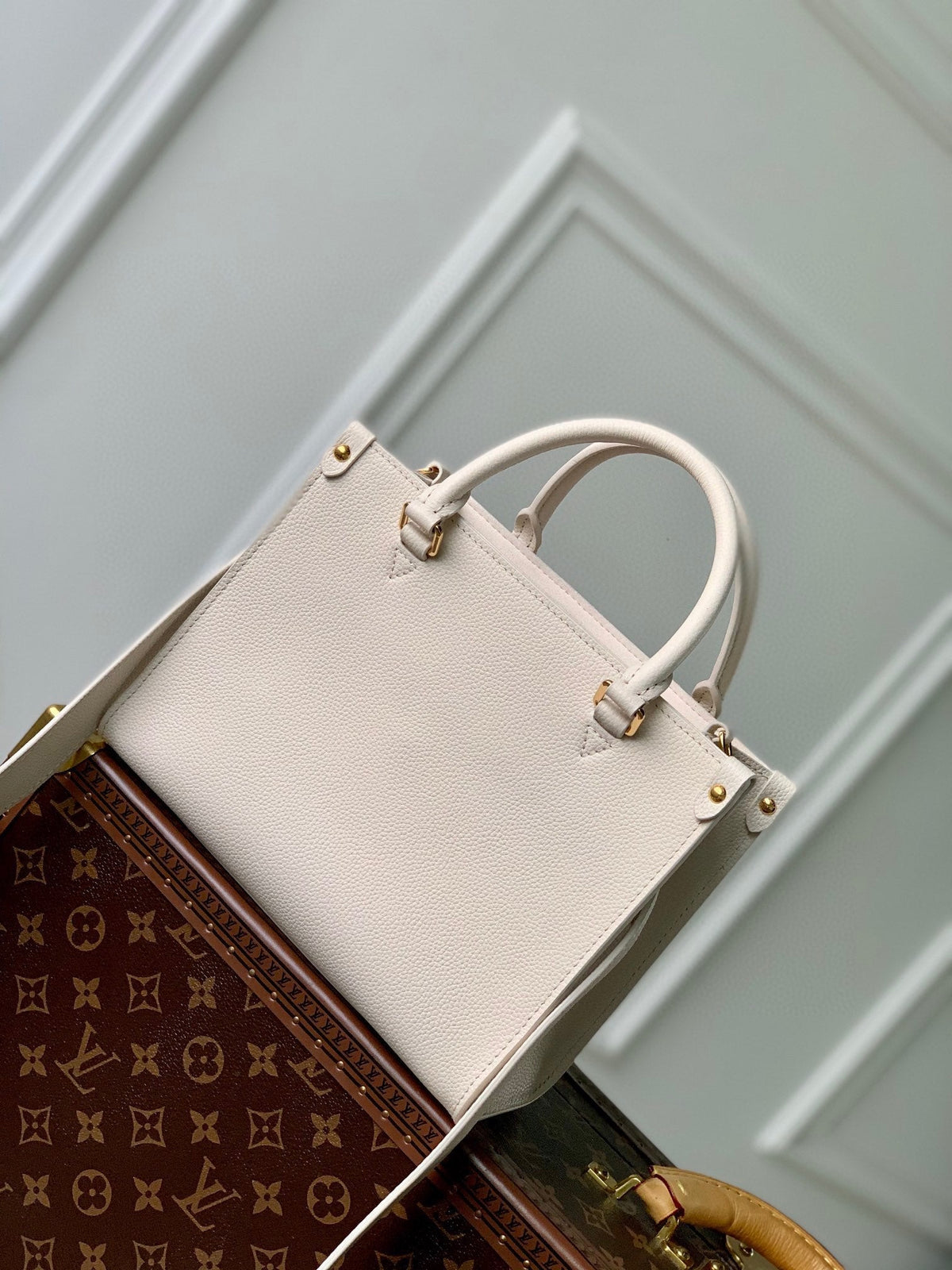 LV Lock&Go Bag White Gold Cowhide 240848
