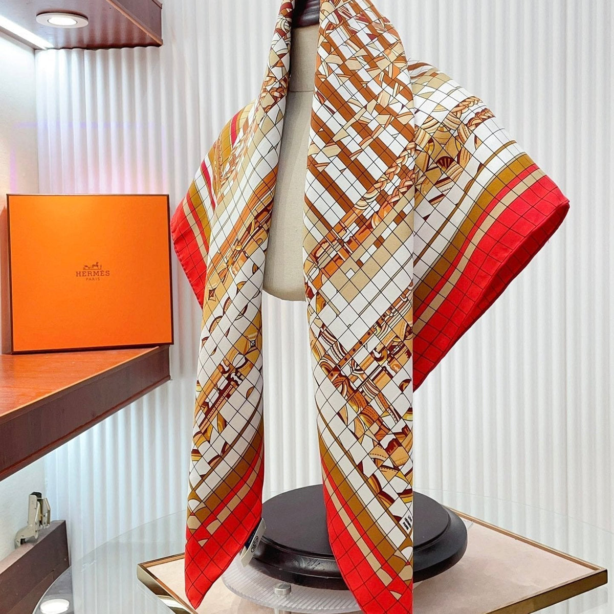 Coaching Deja-Vu Shawl 90 CM In Colorful Silk Twill 233125