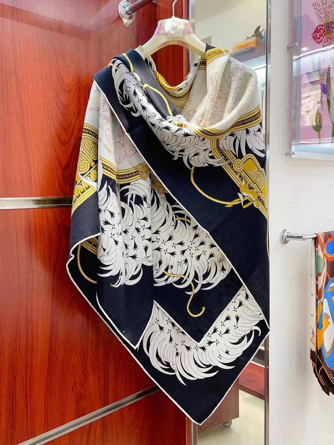 Legende Brodee Scarf 140 CM In Black Colorful Cashmere And Silk 235416
