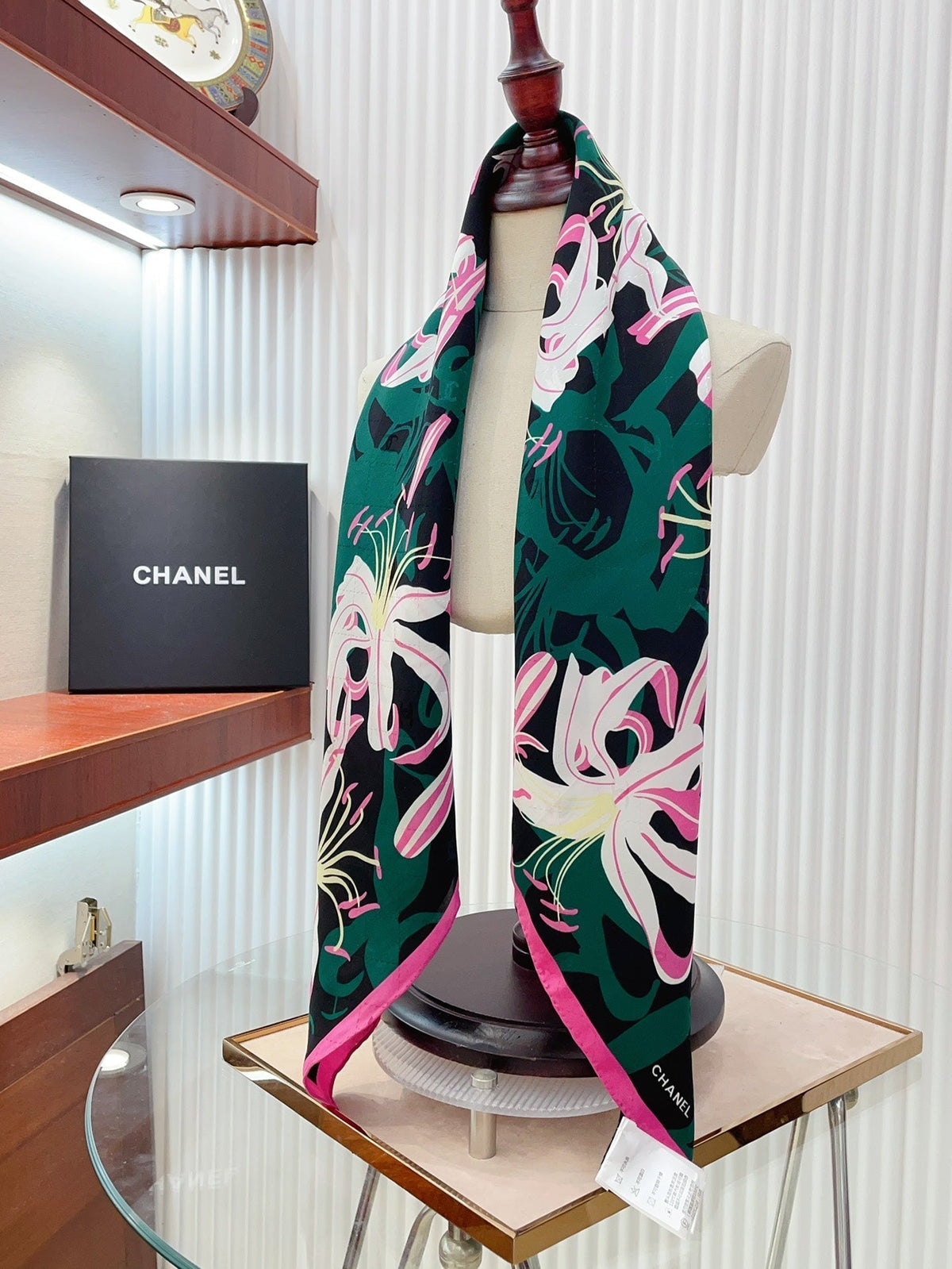 CC Square Scarf 90 CM In Colorful Silk Twill  296707