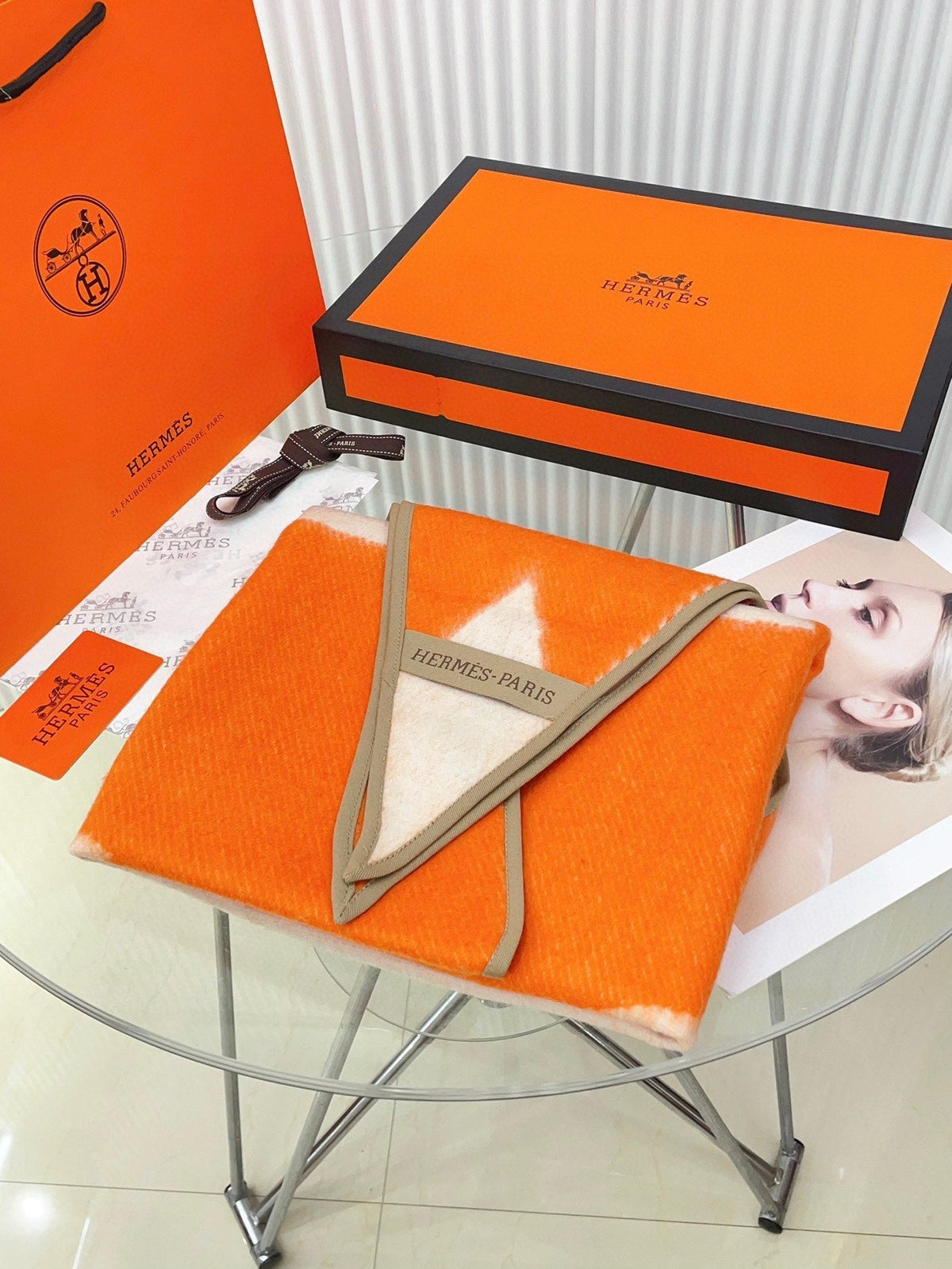 Diamond Shaped Scarf 186 CM In Orange Mix White Cashmere 373671