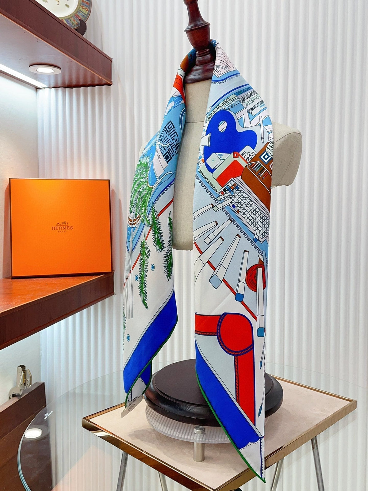 BAGAGE A MAIN SCARF 90 CM IN COLORFUL SILK 388144