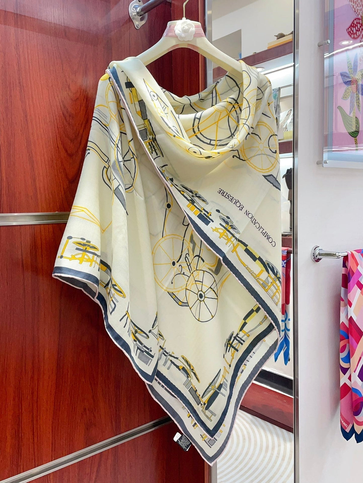 SCARF 140 CM COLORFUL 390954