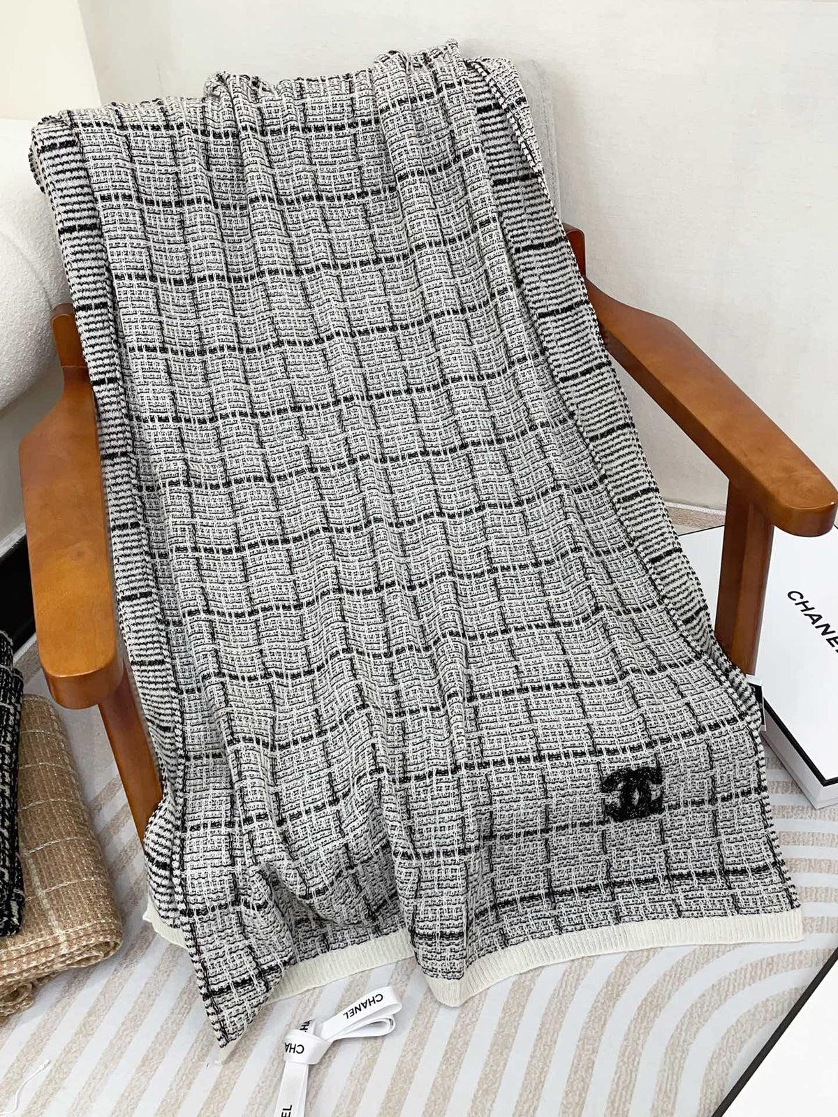 CC Scarf 180 CM In Grey With Black Stripes Cashmere 415180
