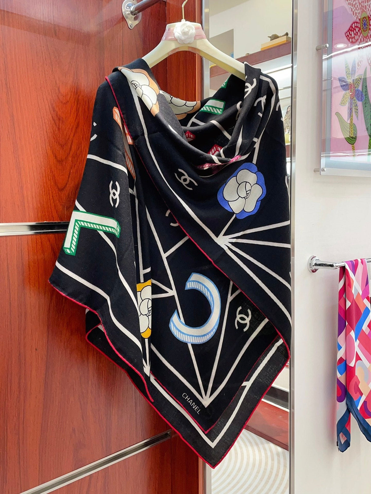 CC Square Scarf 140 CM In Black Colorful Cashmere Silk 418209