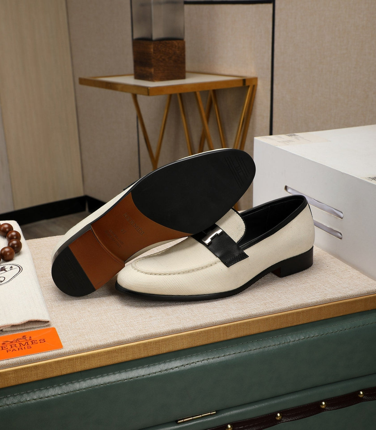 HM Men's Loafer White Black Cowhide 480419