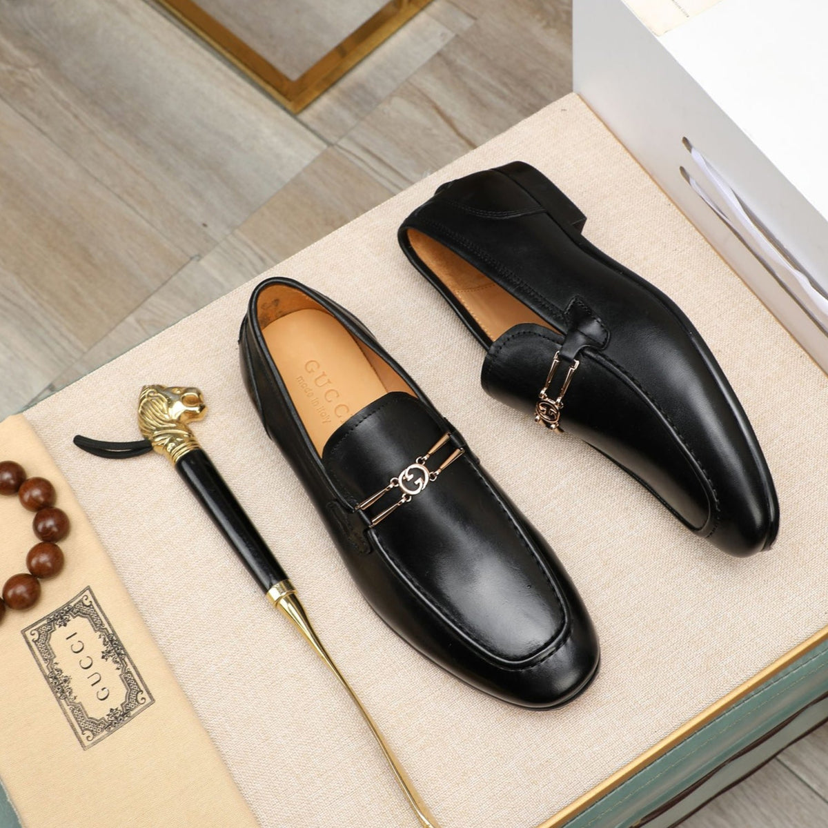 GG Men's Phyllis Loafer Black Cowhide 526008