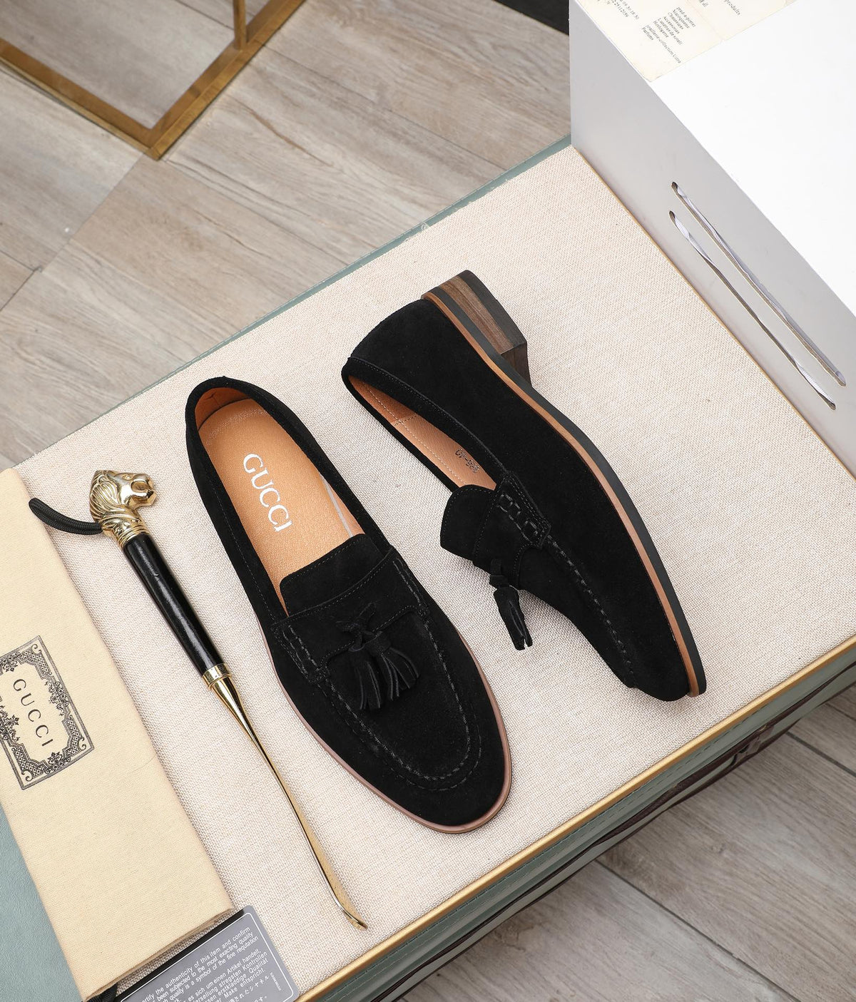 GG Men's Tassel Loafer Black Suede 440167