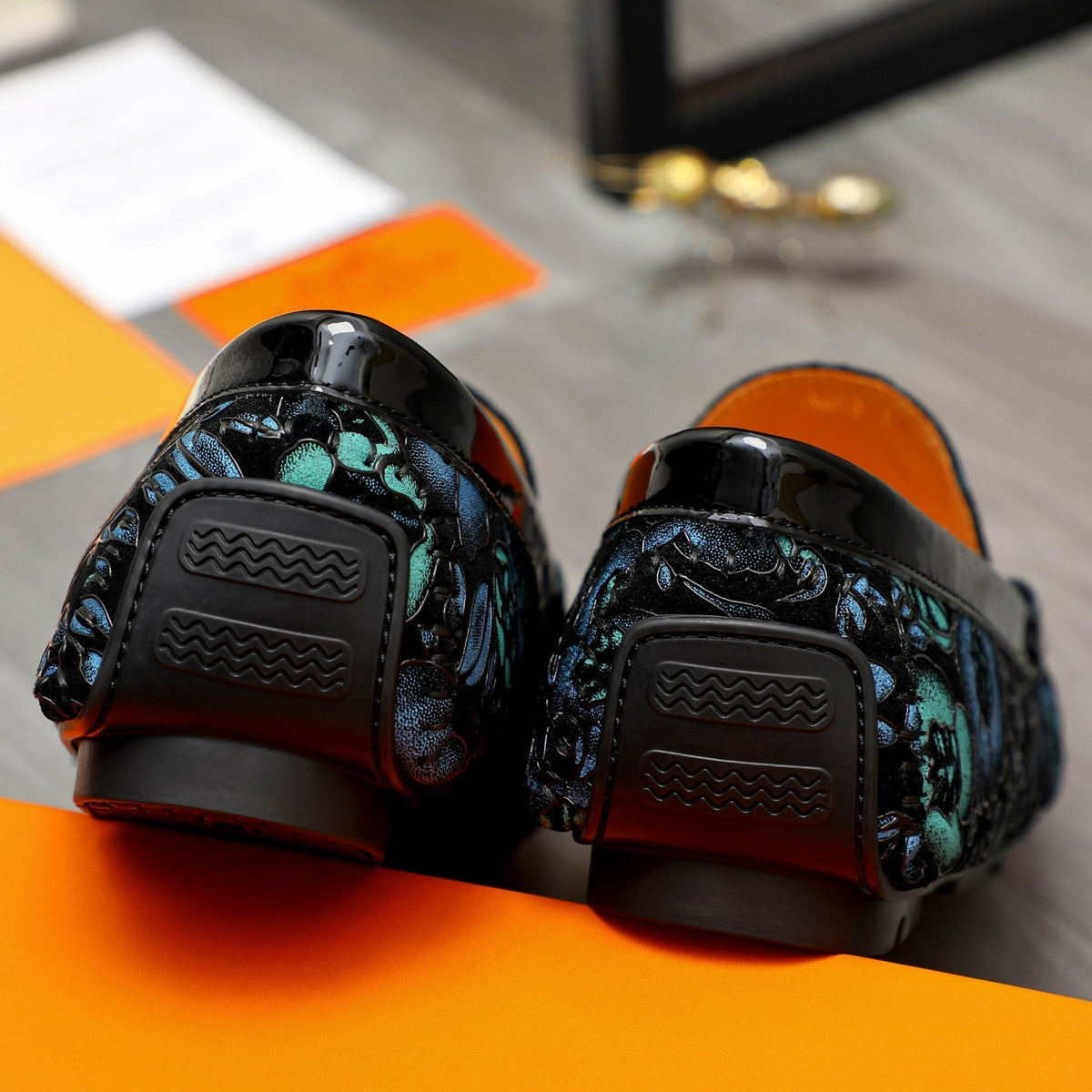 HM FLOWERS MOTIF LOAFER BLACK CALFSKIN