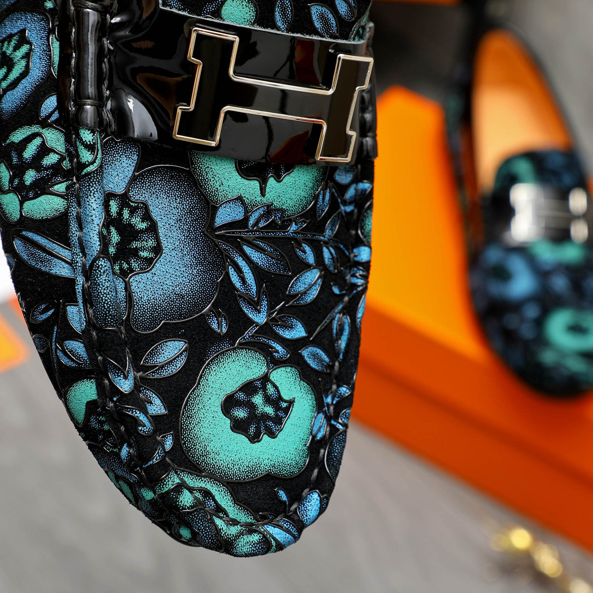 HM FLOWERS MOTIF LOAFER BLACK CALFSKIN