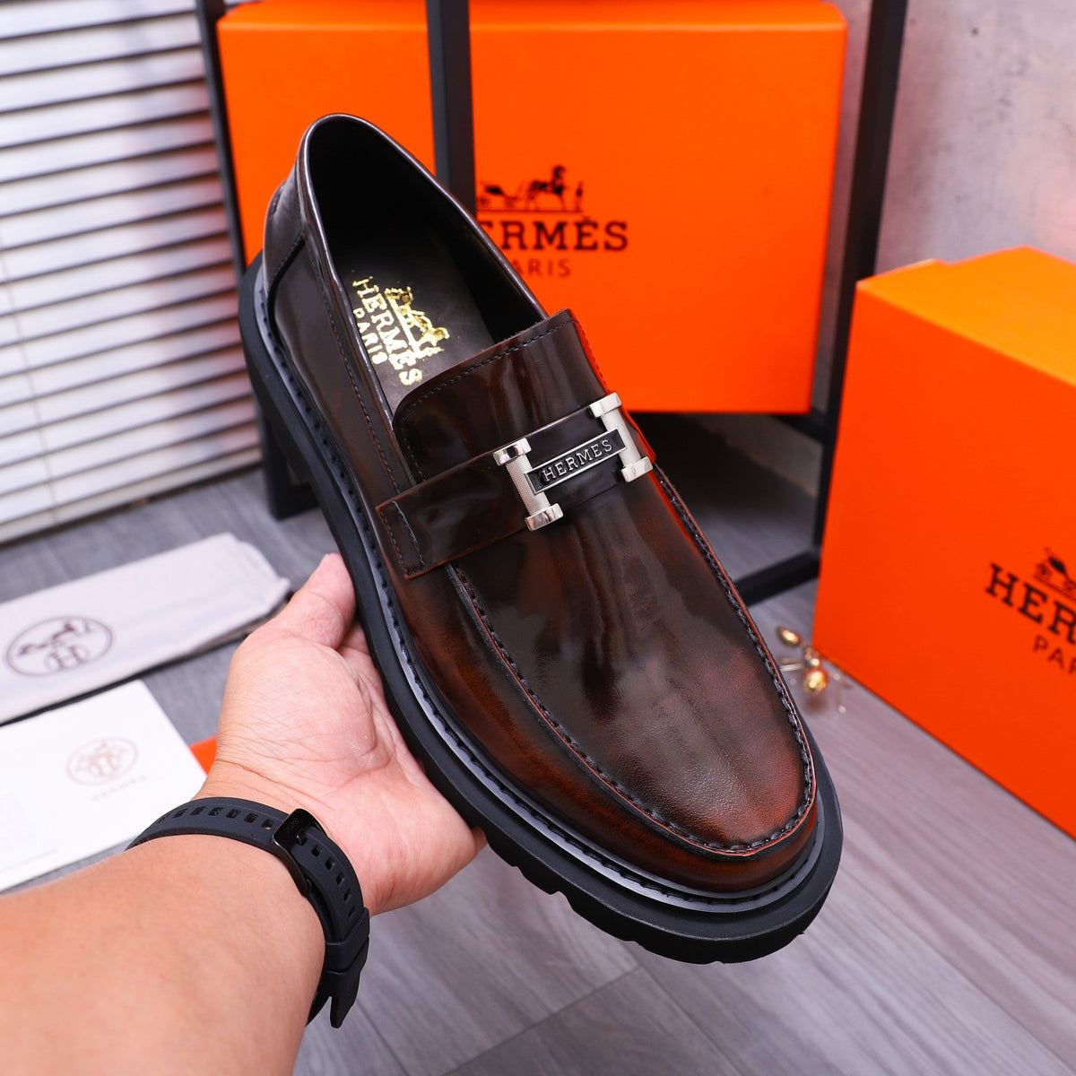 HM GREGOIRE LOAFER GLOSSY WINE CALFSKIN