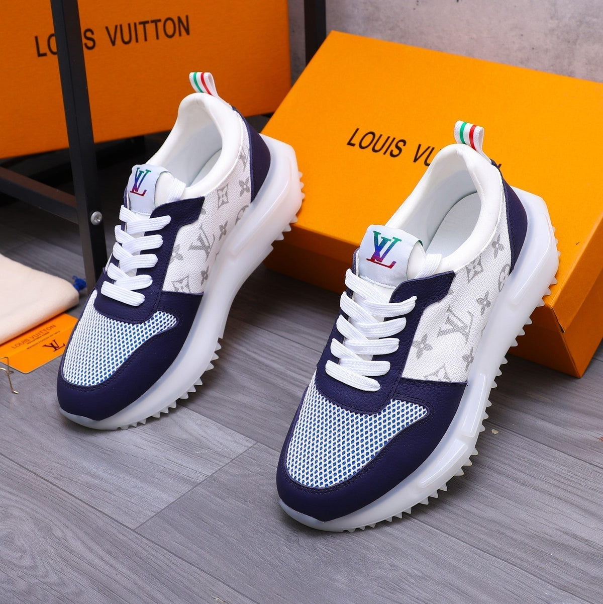 LV SNEAKER WHITE MIX NAVY BLUE CALFSKIN AND GREY MESH BREATHABLE