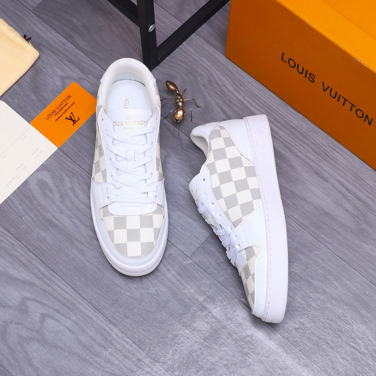 LV TRAINER SHOES IN WHITE MIX GREY DAMIER CALFSKIN