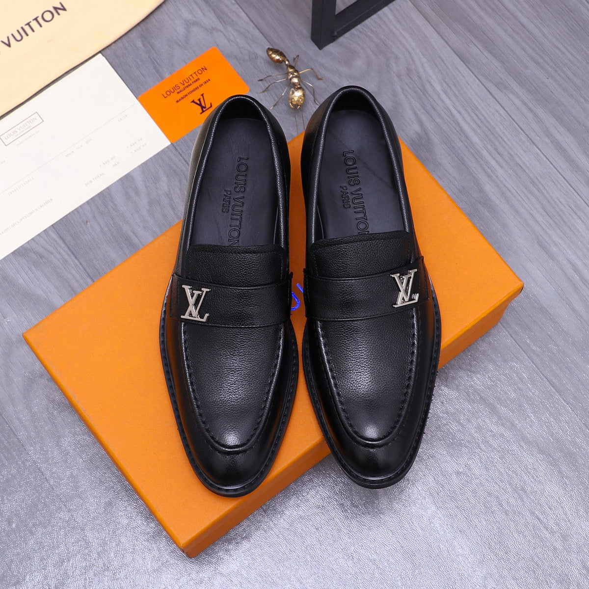 LV SAINT GERMAIN LOAFER BLACK GRAIN CALFSKIN WITH SILVER LOGO
