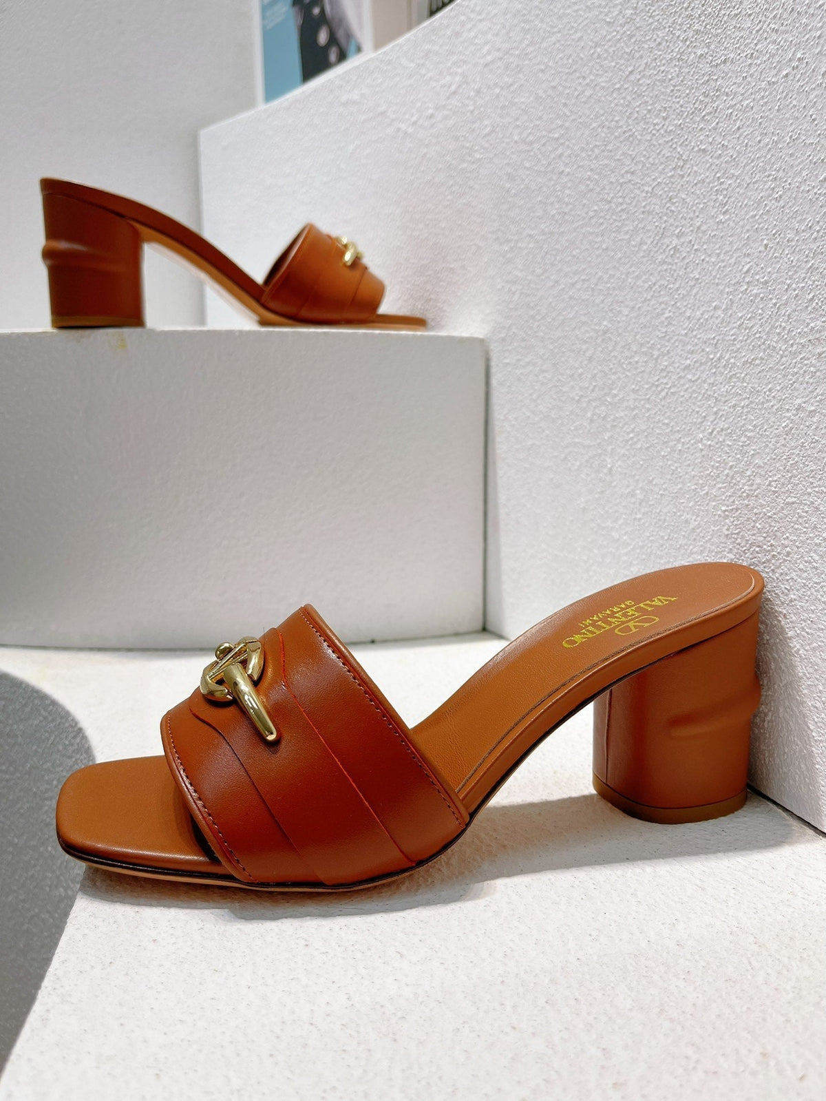 VT Leather Mules Brown Cowhide 292872