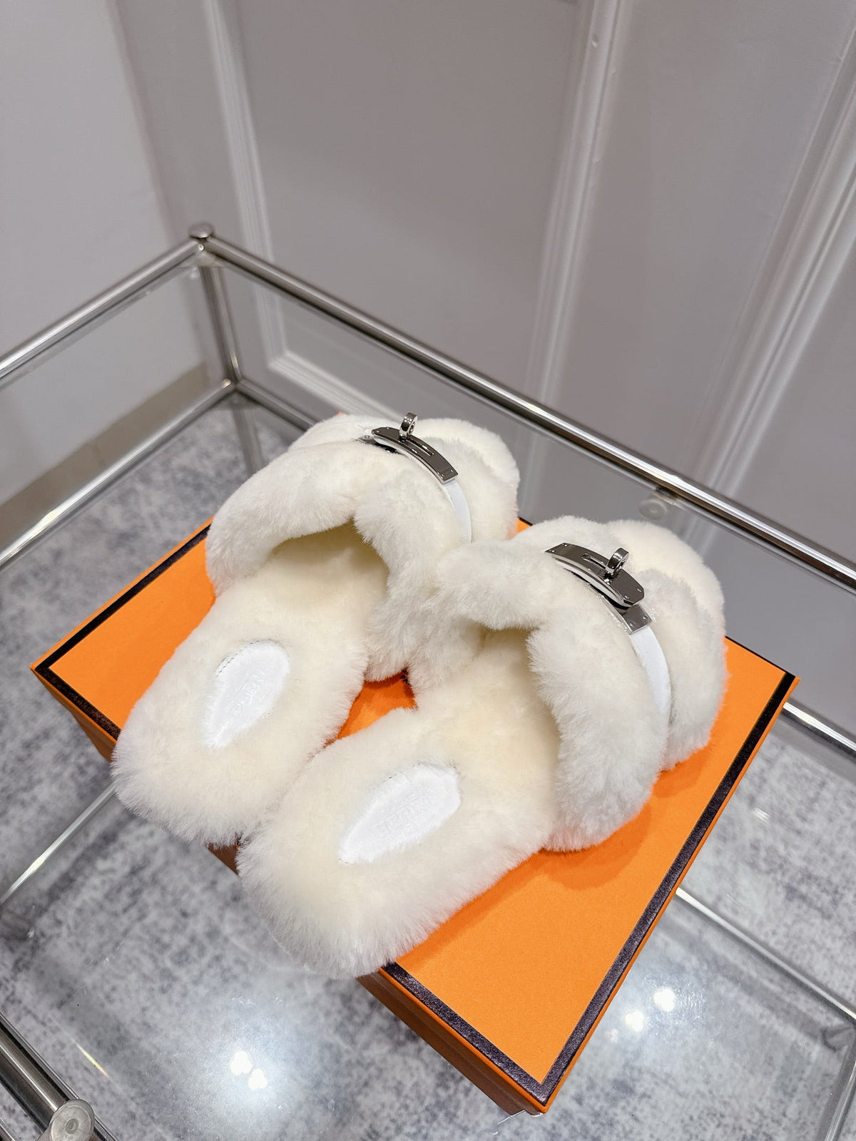 HM Oran slippers sliver buckle white wool