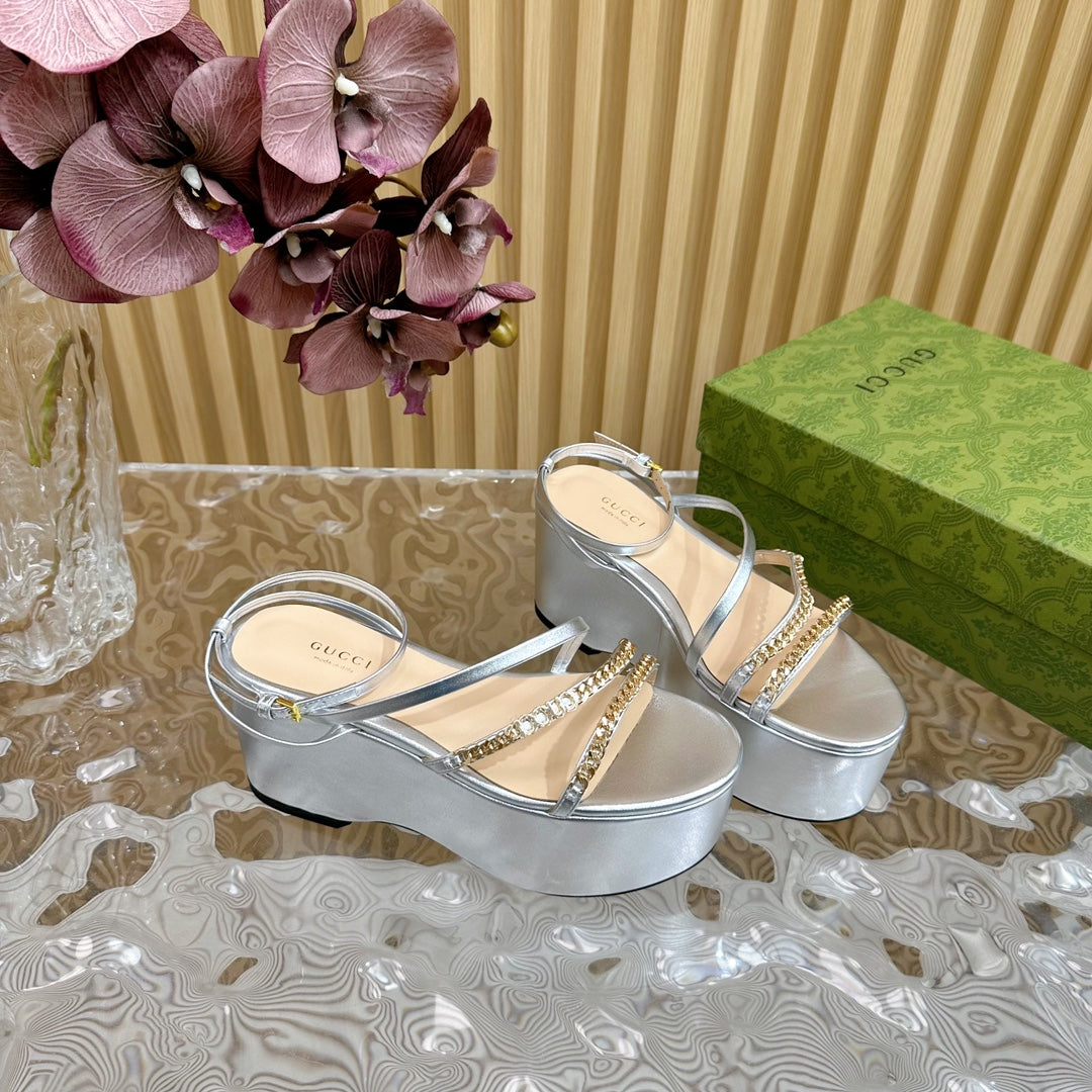GG PLATFORM SANDAL SILVER CALFSKIN WITH CHAINS
