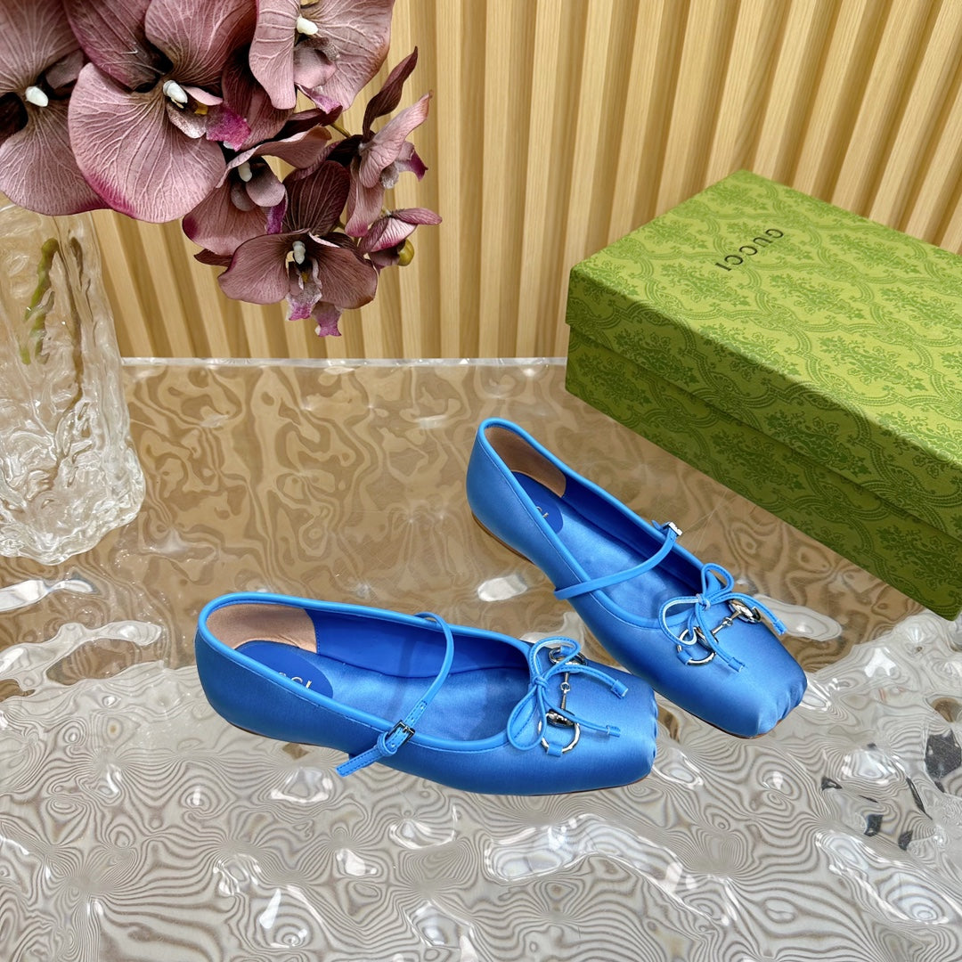 BALLET FLAT IN COBALT BLUE SILK