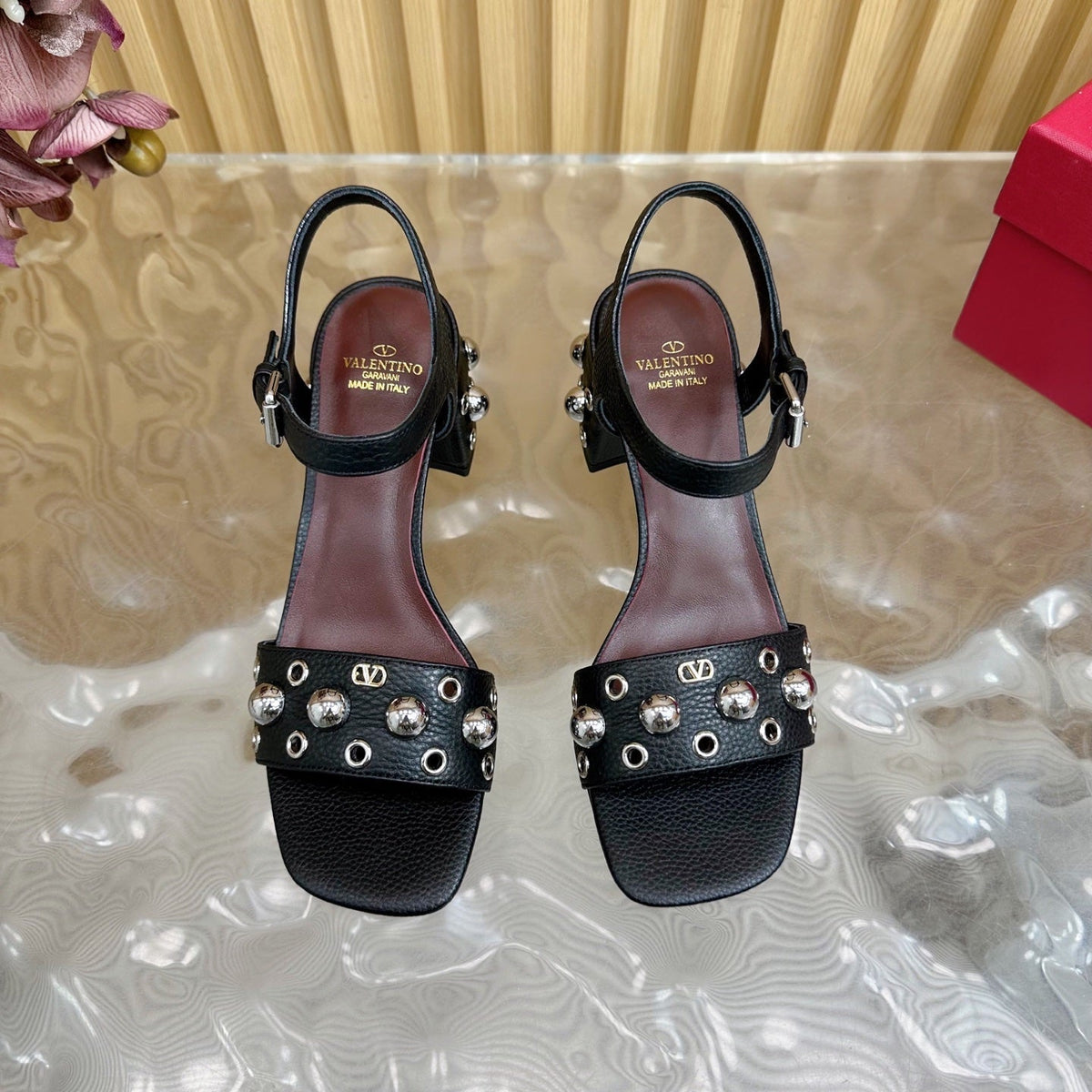 VT 25 Rivet Steel Beads Slingback Black Lambskin 325205