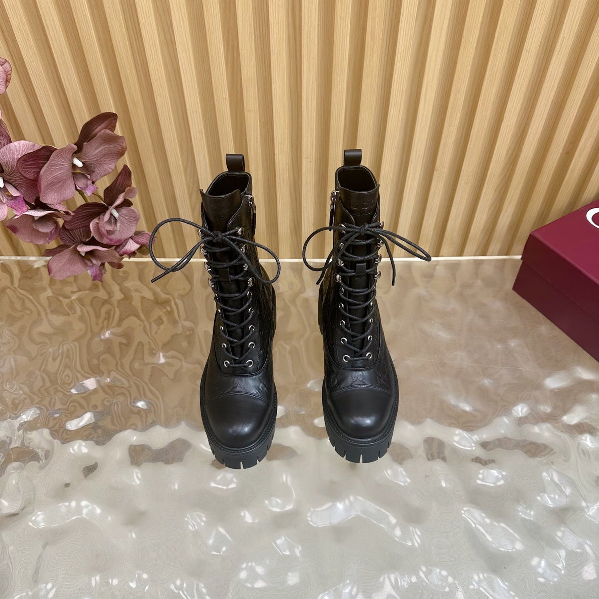 Gucci 2025 Boot Black Embossed Cowhide 498049