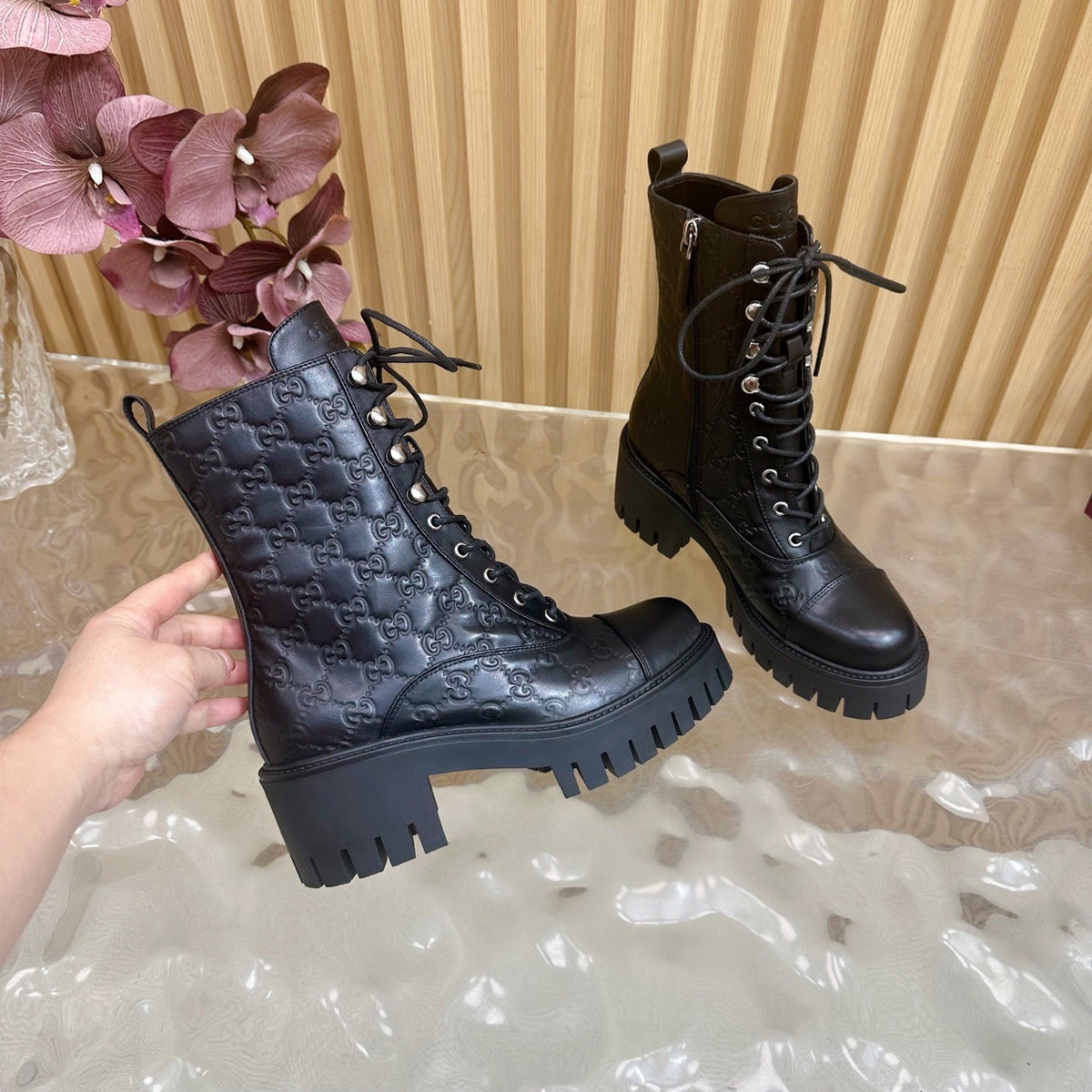 Gucci 2025 Boot Black Embossed Cowhide 498049