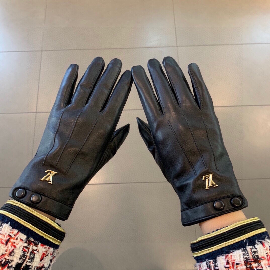 LV Gloves In Black Lambskin 480155