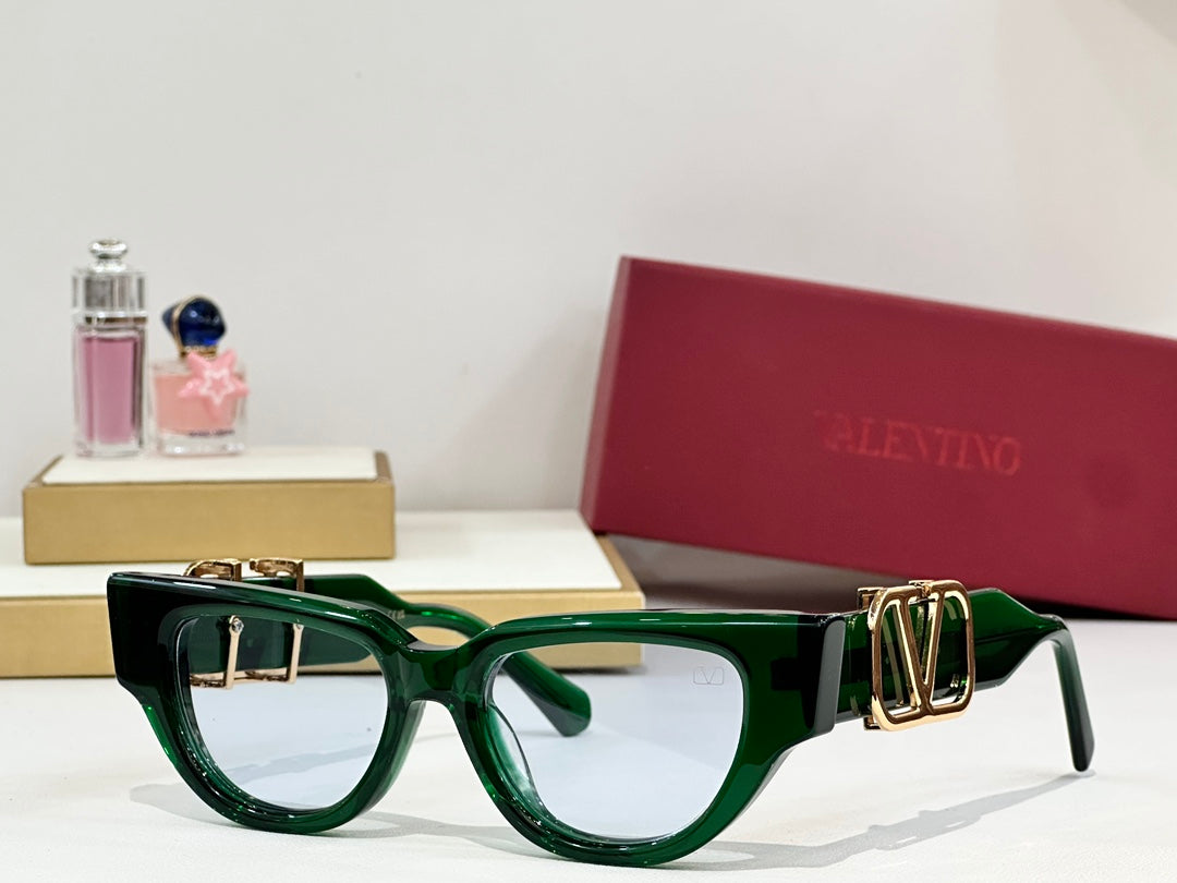 Valentino Sunglasses 679499