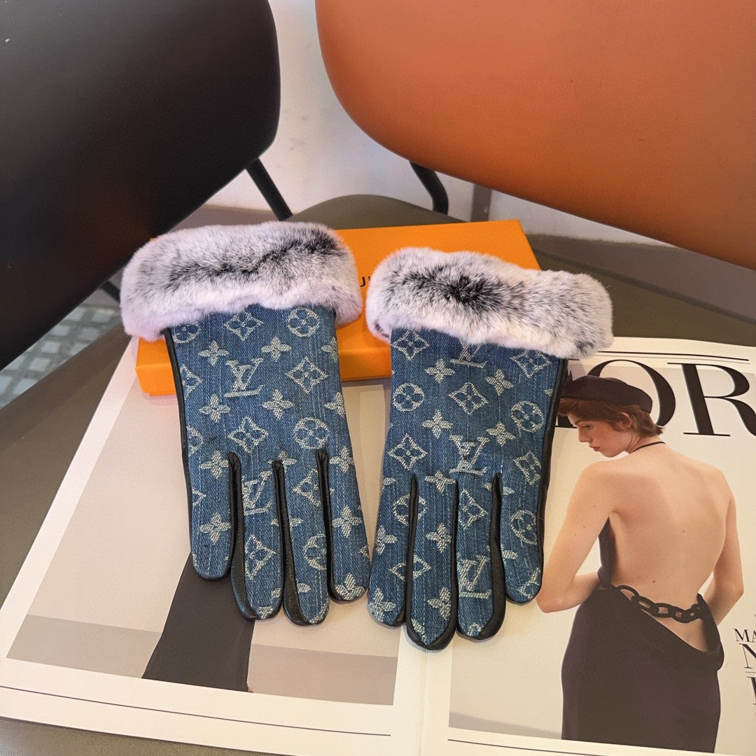 LV Gloves In Blue Denim Fabric And Rabbit Fur 473438