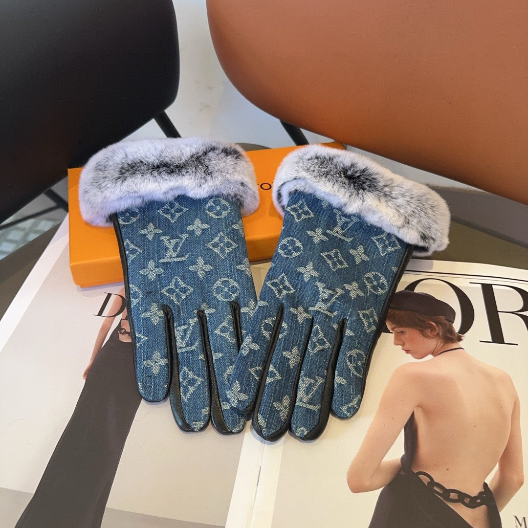 LV Gloves In Blue Denim Fabric And Rabbit Fur 473438
