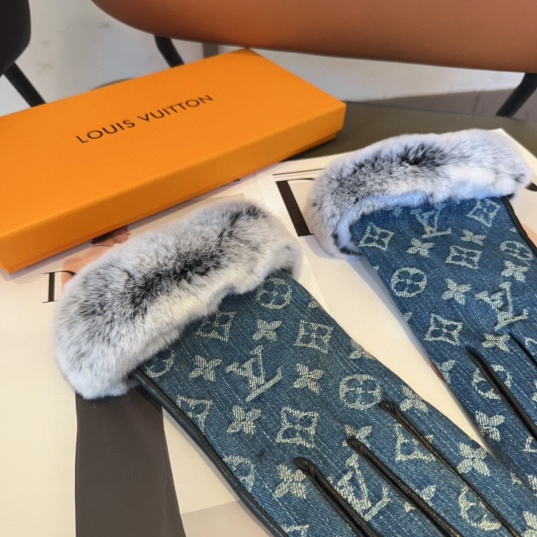 LV Gloves In Blue Denim Fabric And Rabbit Fur 473438