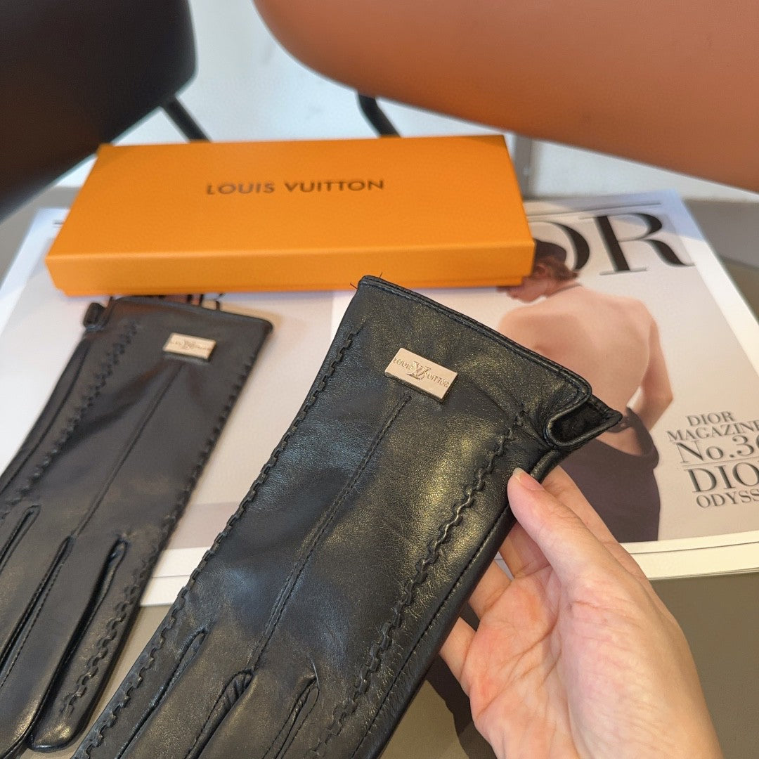 LV Gloves In Black Lambskin 473499
