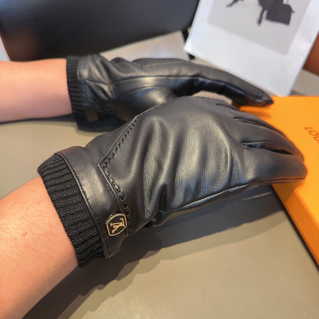 LV Gloves In Black Lambskin 475572