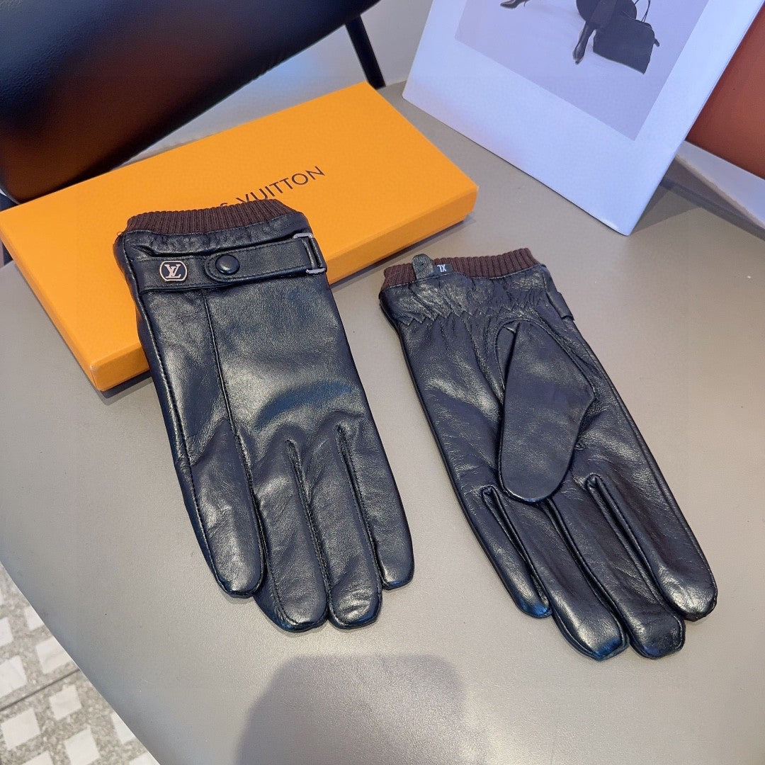 LV Gloves In Black Lambskin 476608