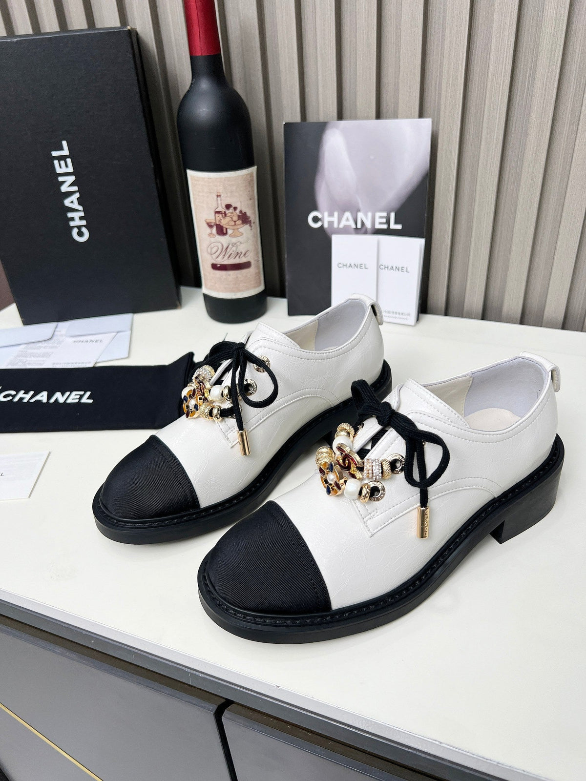 CC Shoe Oxford 50mm In White Black Calfskin And Lycra Fabric 944546