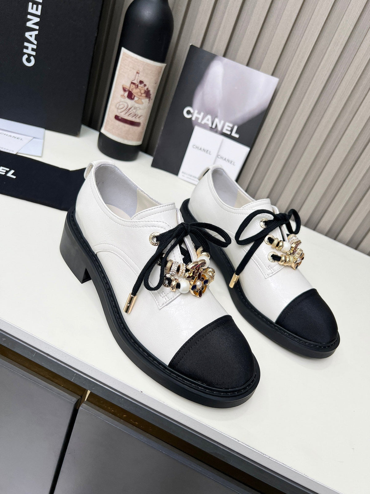 CC Shoe Oxford 50mm In White Black Calfskin And Lycra Fabric 944546