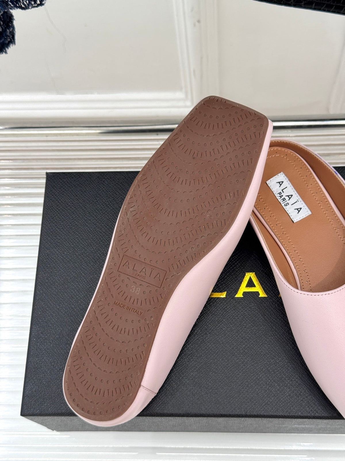 Alaia Slipper Pink Calfskin 293190