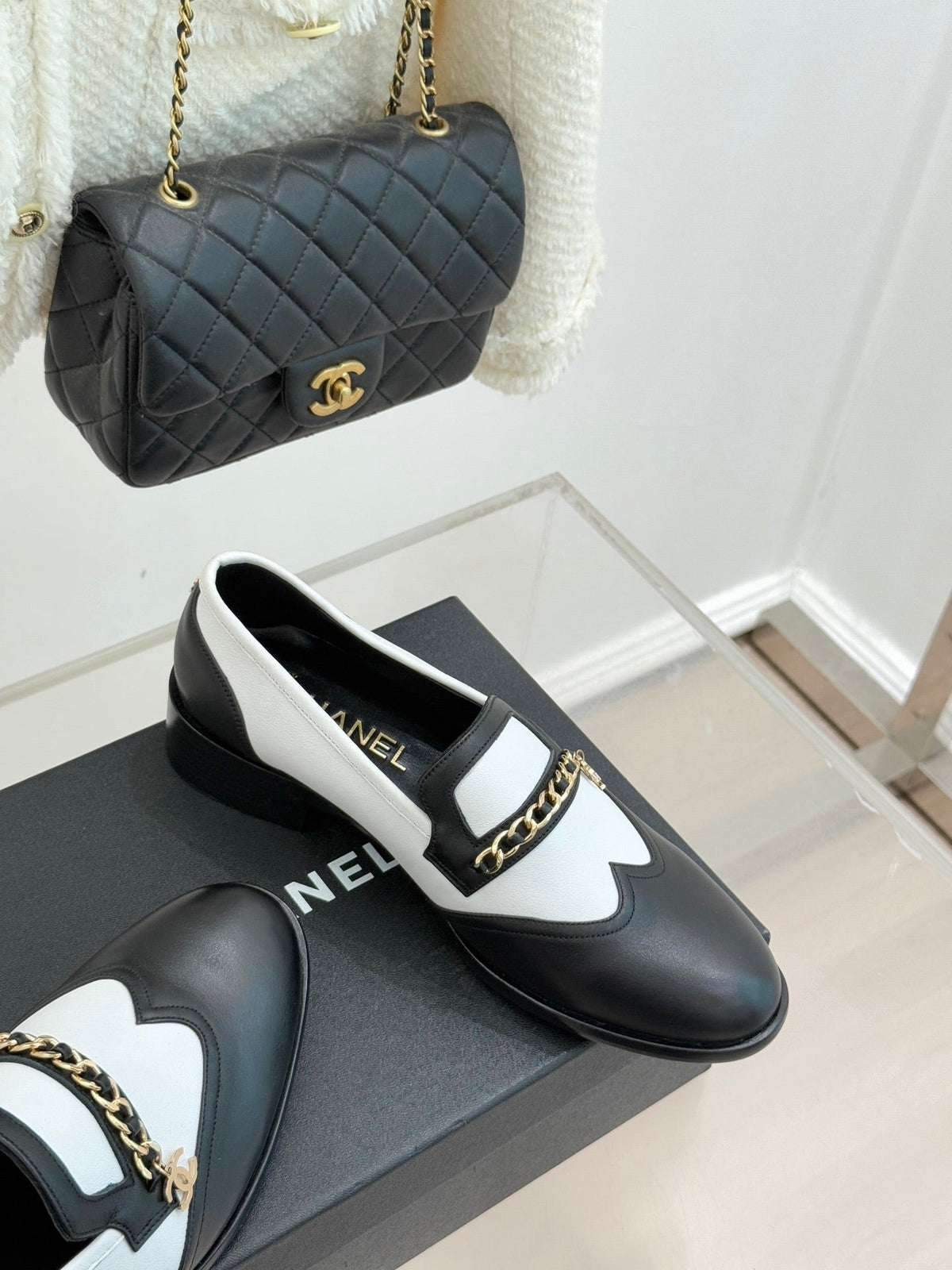 CC 26 Loafer Black mix White Calfskin 610019