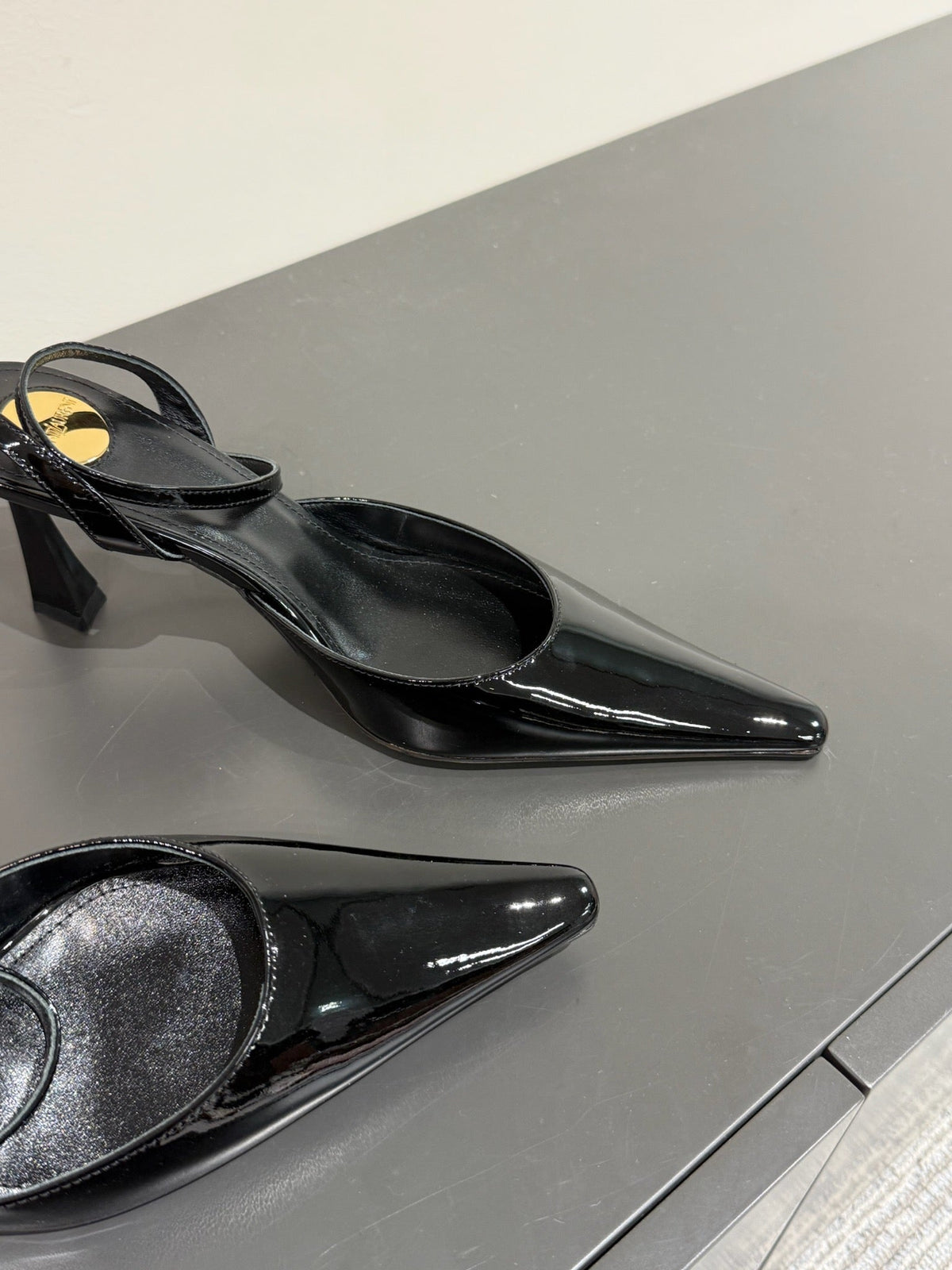 AIMÃ‰E SLINGBACK PUMPS IN BLACK GLOSSY LAMBSKIN