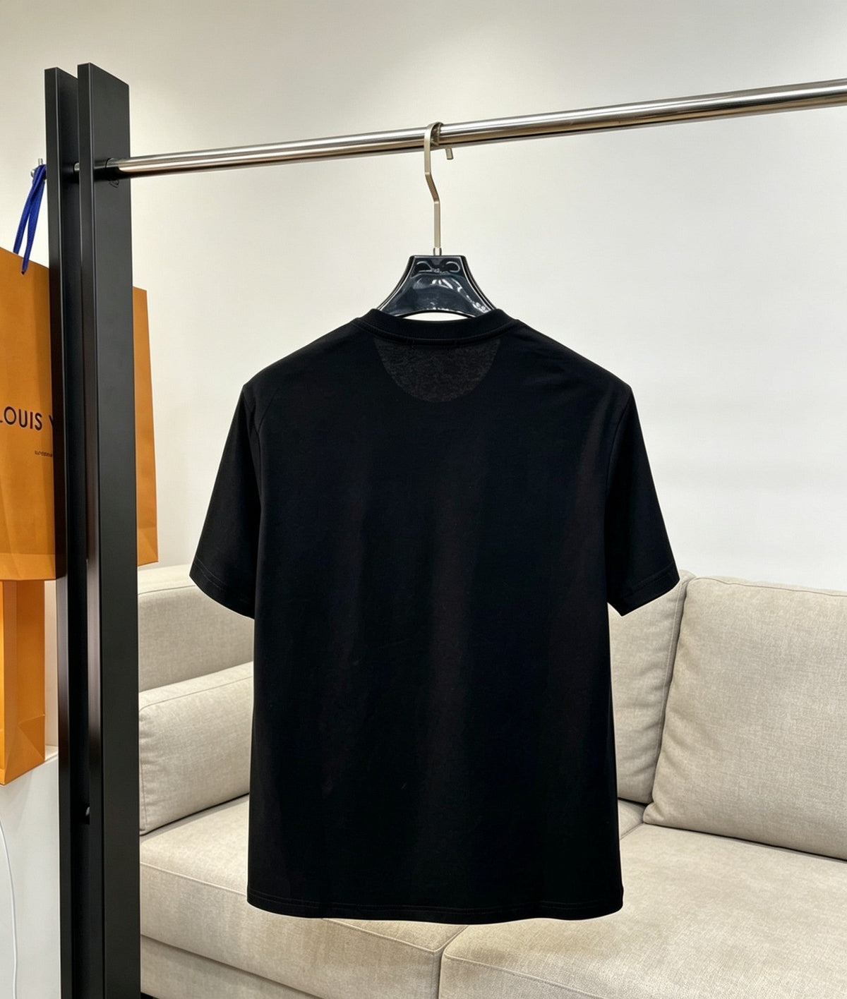 LV 2026 Men Short-sleeved T-shirt Cotton 303318