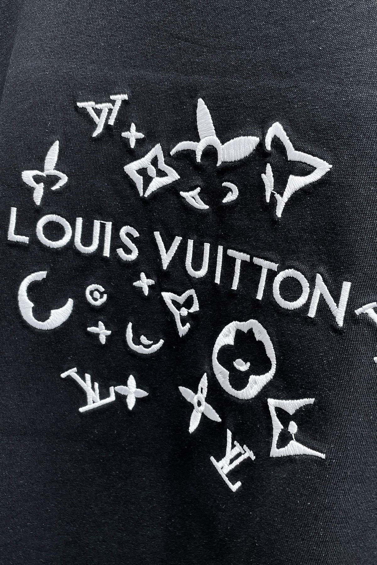 LV 2026 Men Short-sleeved T-shirt Cotton 303375