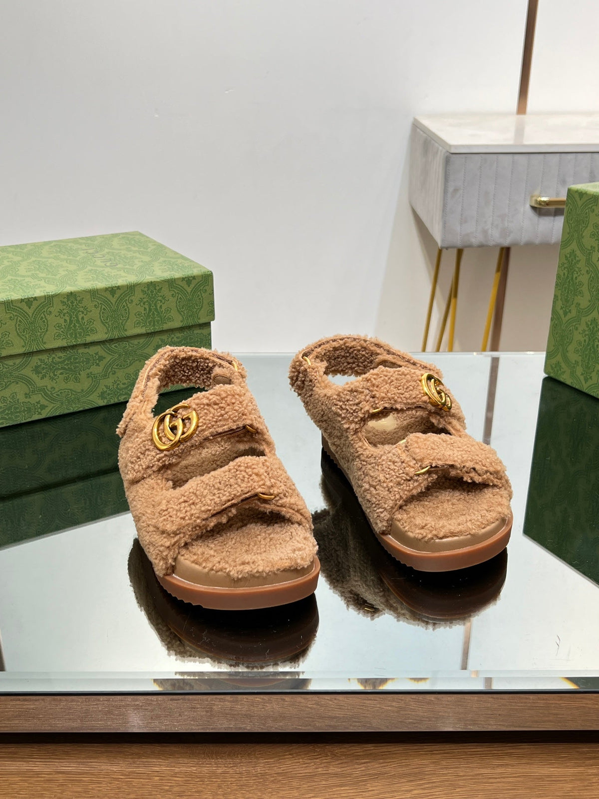 DAD SANDALS IN CIDER BROWN FLEECE