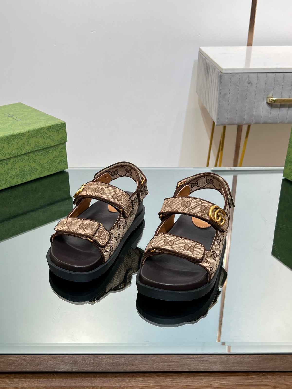 GG  SANDAL WITH DOUBLE G PECAN CARO LAMBSKIN