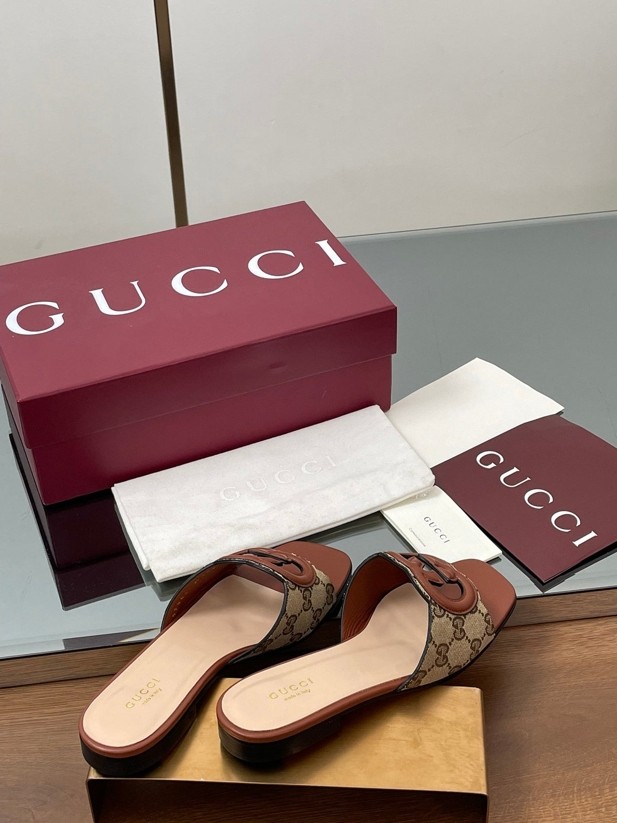 Gucci 2026 Women's Slide Sandal With Interlocking G Canvas Leather 765471