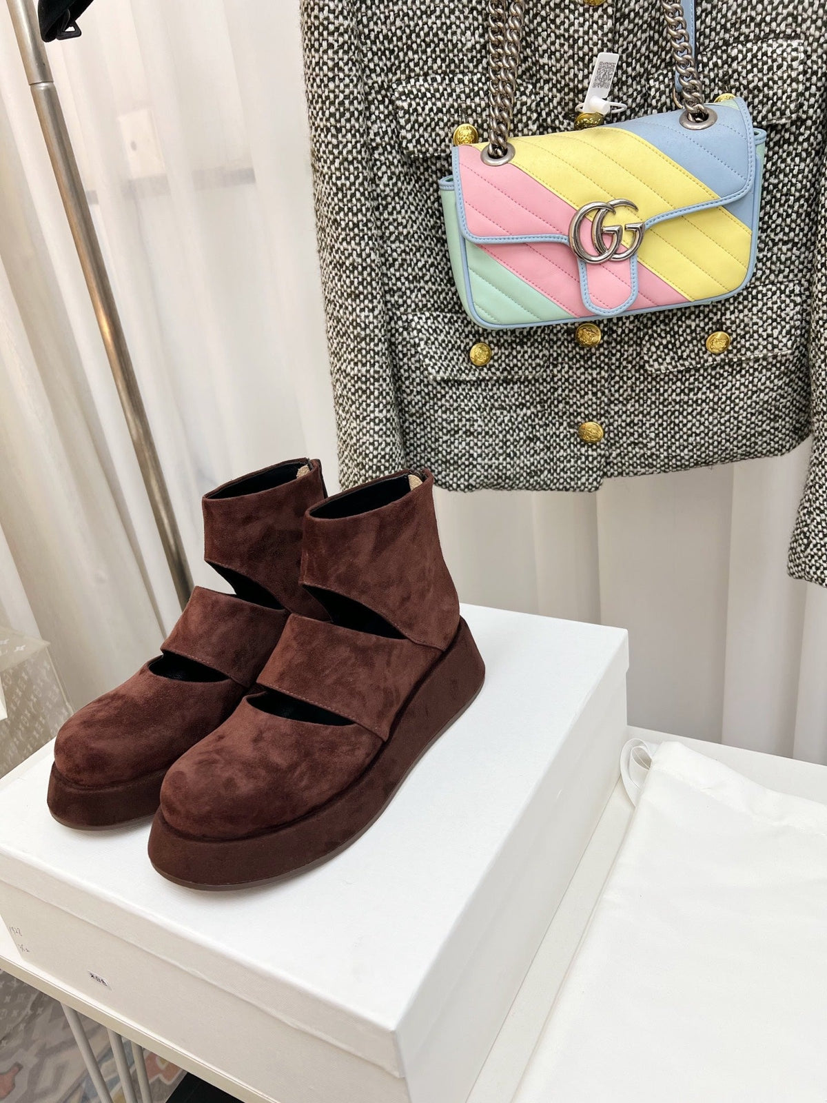 The Row 2025 Boot Coffee Suede Sheepskin 576056